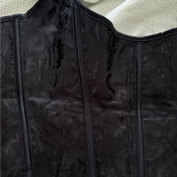 Plus Size Black Crop Corset Top - Picture 2 of 5
